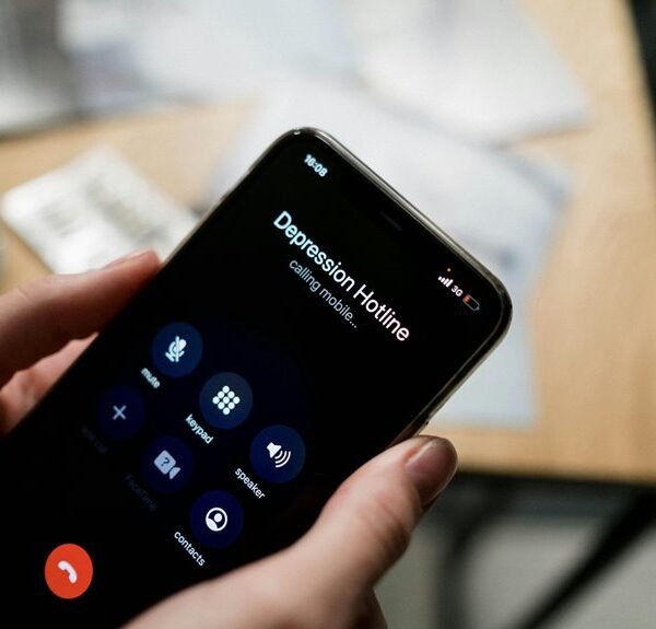 corporate tech support helpline